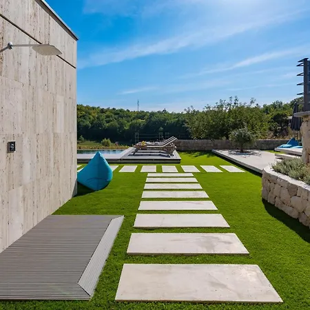 Villa Luxury Depollo